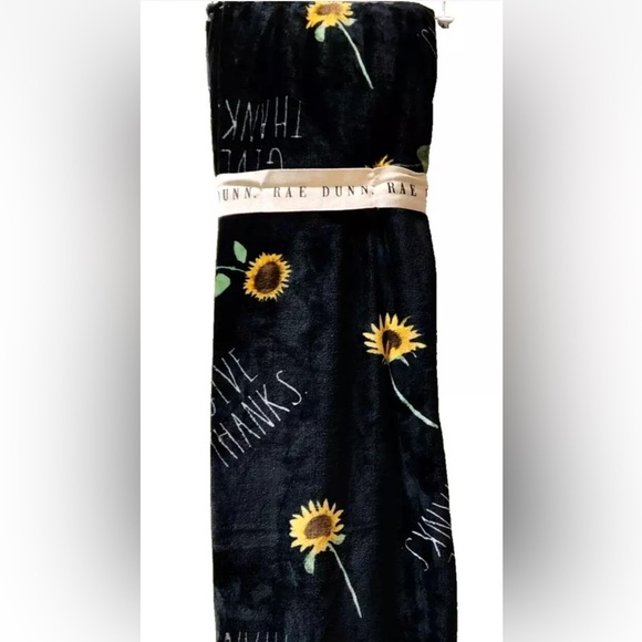 NWT Rae Dunn Give Thanks Soft Plush Throw Blanket 50x70 Black/Sunflower - Picture 1 of 5